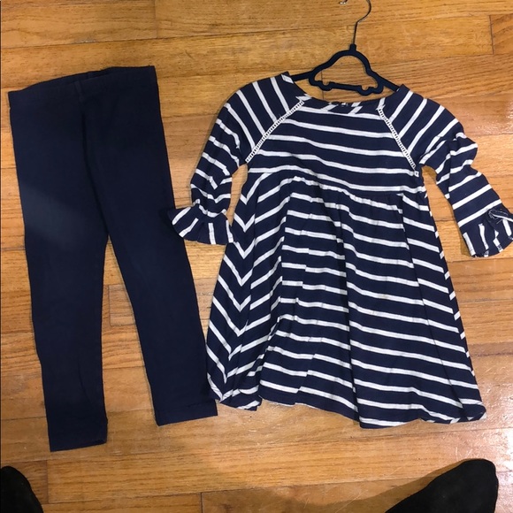 Old Navy Other - 3 for $15 Old navy swing dress and leggings